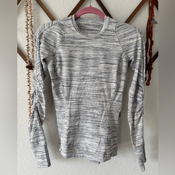 Lululemon Gray White Space Dye Longsleeve - Picture 1 of 9
